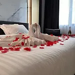 Aslan Gold Hotel